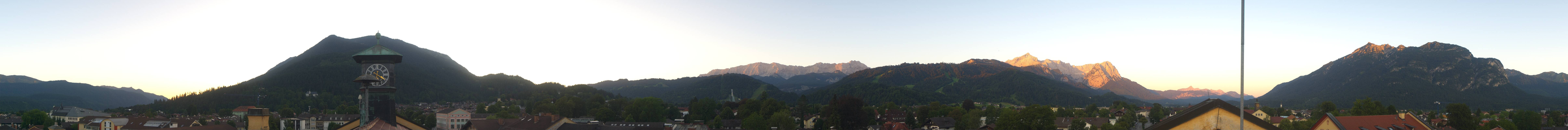 Archived image Webcam Garmisch townhall