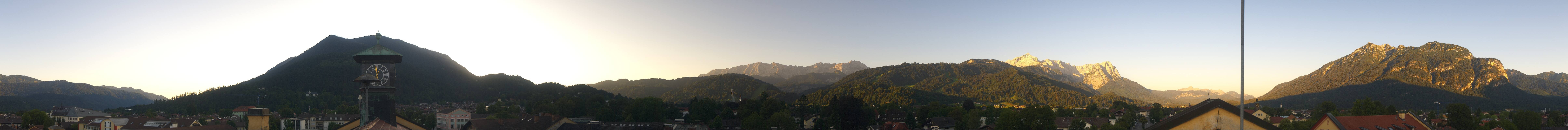 Archived image Webcam Garmisch townhall