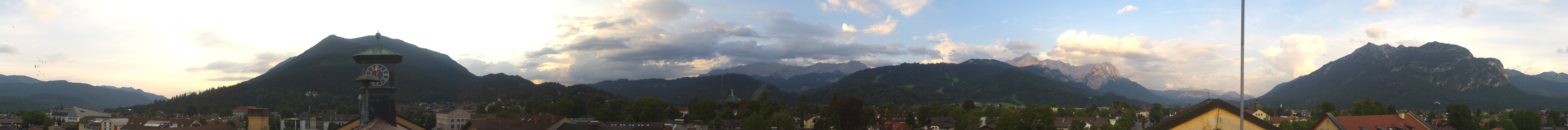 Archived image Webcam Garmisch townhall