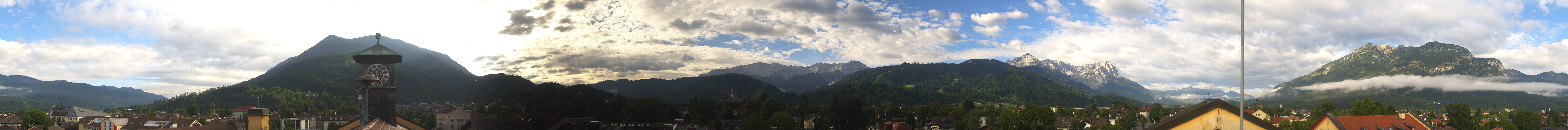 Archiv Foto Webcam Panoramablick Rathaus Garmisch-Partenkirchen