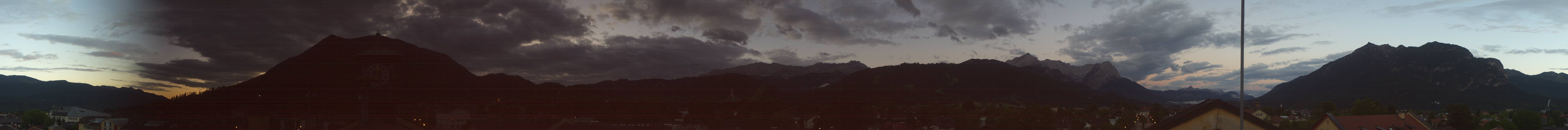Archived image Webcam Garmisch townhall