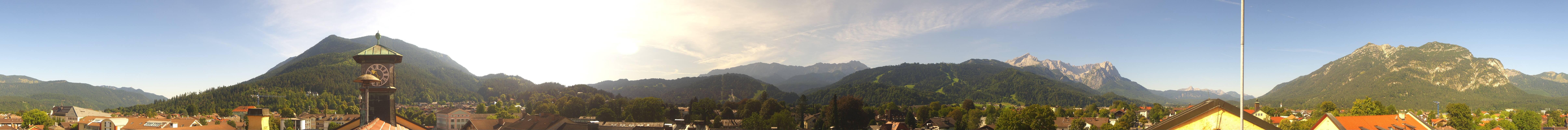 Archiv Foto Webcam Panoramablick Rathaus Garmisch-Partenkirchen