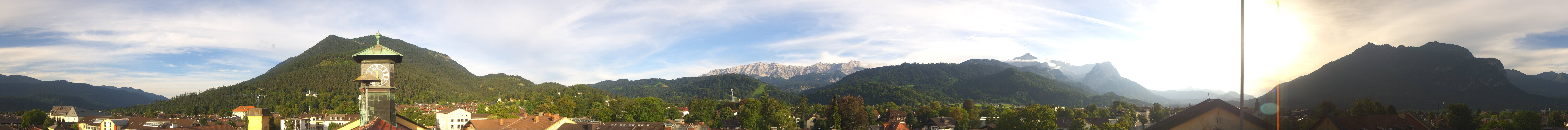 Archiv Foto Webcam Panoramablick Rathaus Garmisch-Partenkirchen