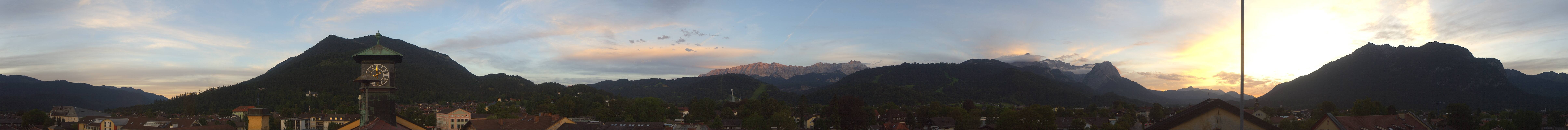 Archived image Webcam Garmisch townhall