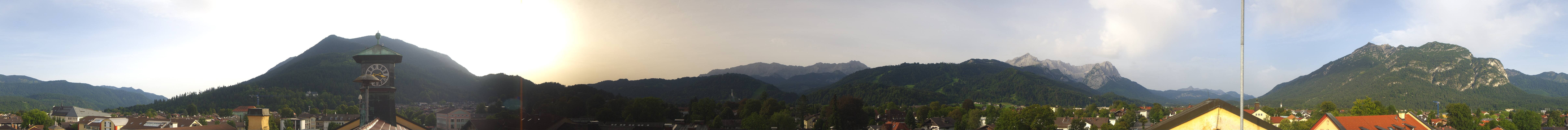 Archived image Webcam Garmisch townhall