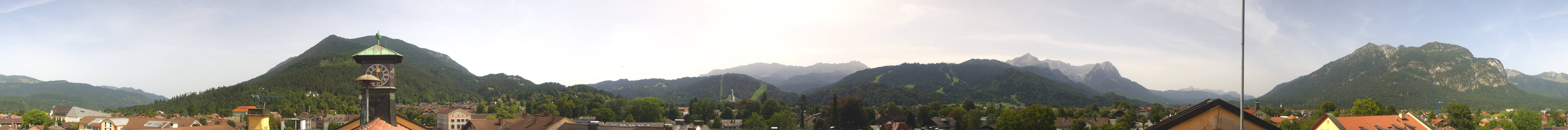 Archiv Foto Webcam Panoramablick Rathaus Garmisch-Partenkirchen