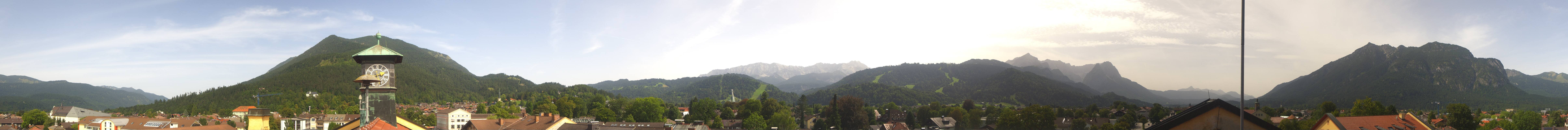 Archiv Foto Webcam Panoramablick Rathaus Garmisch-Partenkirchen