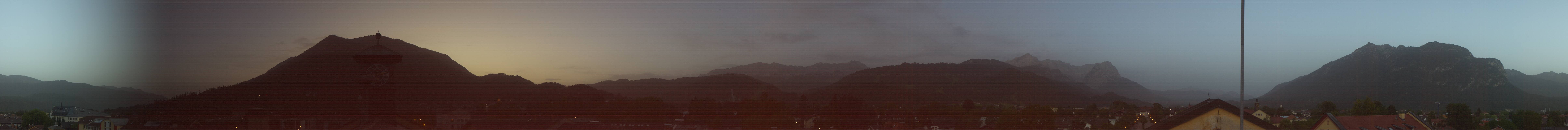 Archiv Foto Webcam Panoramablick Rathaus Garmisch-Partenkirchen