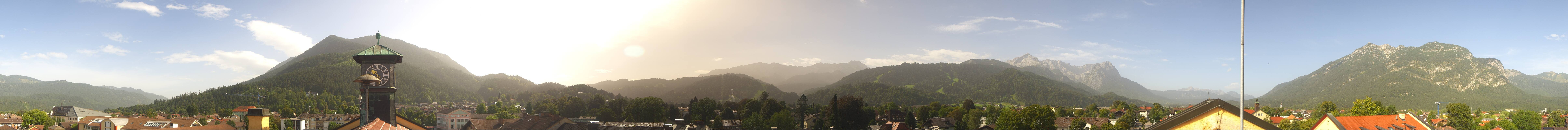 Archiv Foto Webcam Panoramablick Rathaus Garmisch-Partenkirchen