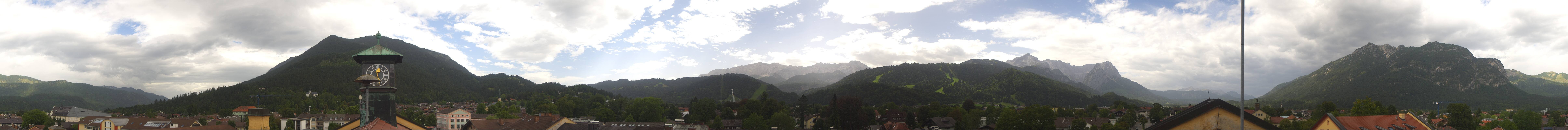 Archiv Foto Webcam Panoramablick Rathaus Garmisch-Partenkirchen