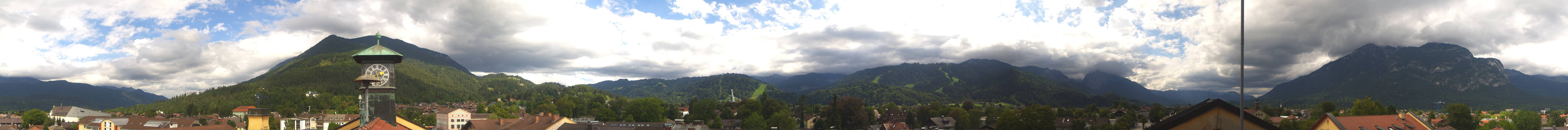 Archiv Foto Webcam Panoramablick Rathaus Garmisch-Partenkirchen