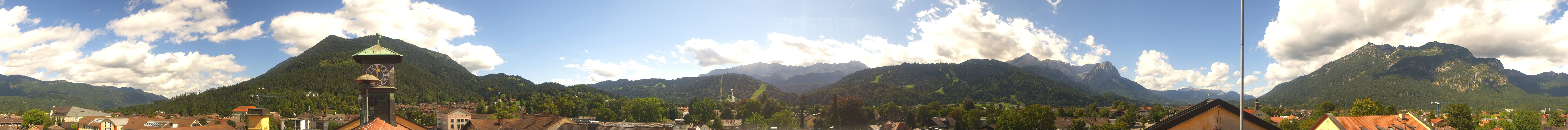 Archived image Webcam Garmisch townhall