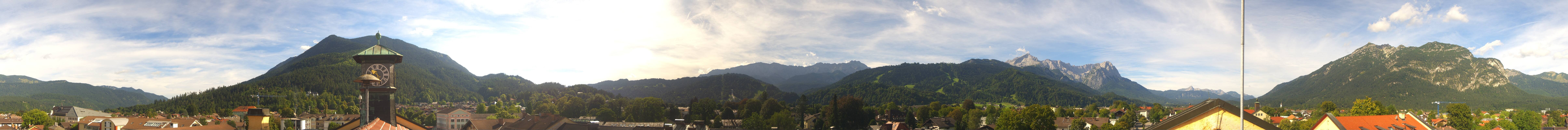 Archiv Foto Webcam Panoramablick Rathaus Garmisch-Partenkirchen