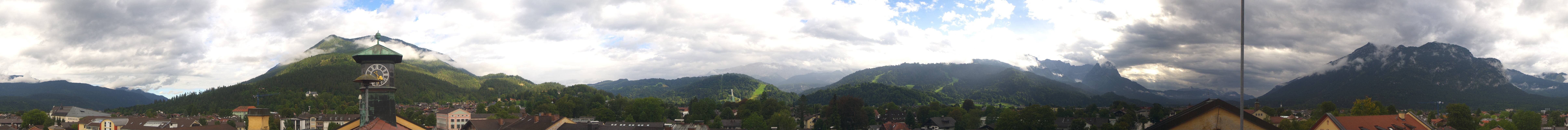Archiv Foto Webcam Panoramablick Rathaus Garmisch-Partenkirchen