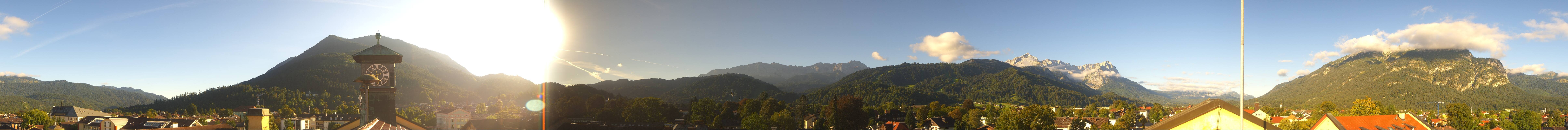 Archiv Foto Webcam Panoramablick Rathaus Garmisch-Partenkirchen