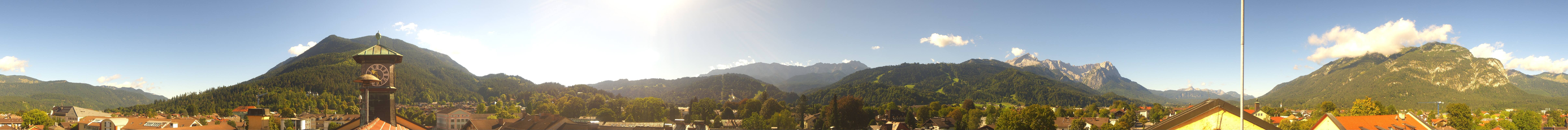 Archiv Foto Webcam Panoramablick Rathaus Garmisch-Partenkirchen