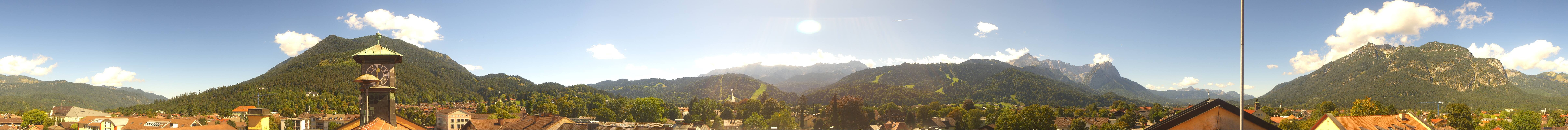 Archiv Foto Webcam Panoramablick Rathaus Garmisch-Partenkirchen