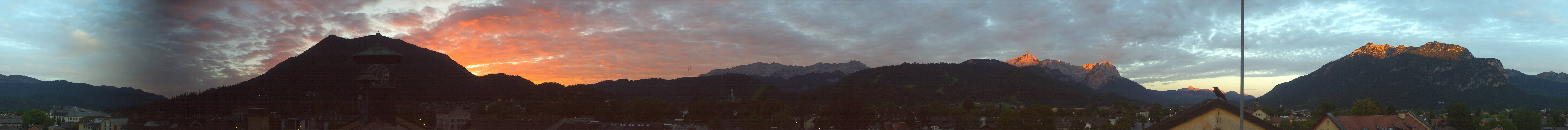 Archiv Foto Webcam Panoramablick Rathaus Garmisch-Partenkirchen