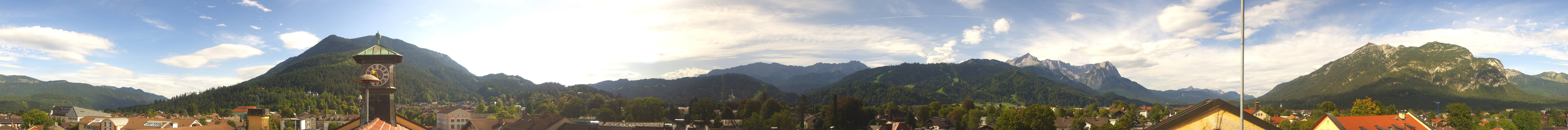 Archiv Foto Webcam Panoramablick Rathaus Garmisch-Partenkirchen