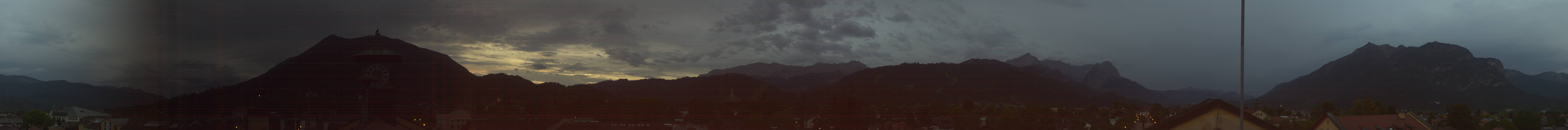 Archiv Foto Webcam Panoramablick Rathaus Garmisch-Partenkirchen