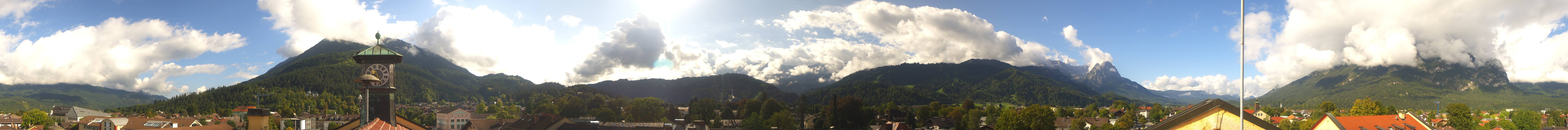 Archiv Foto Webcam Panoramablick Rathaus Garmisch-Partenkirchen
