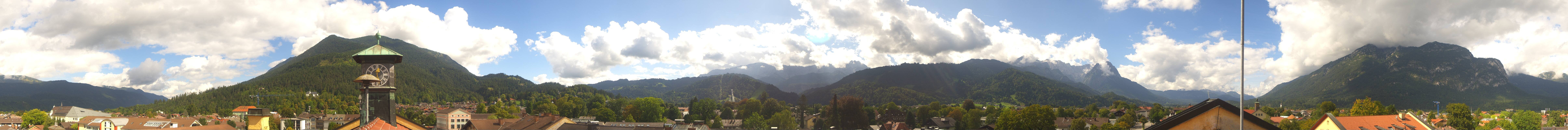 Archiv Foto Webcam Panoramablick Rathaus Garmisch-Partenkirchen
