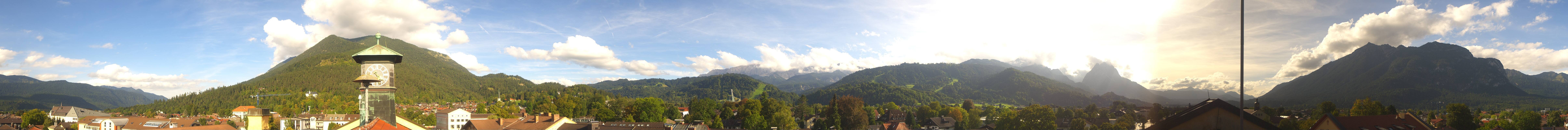 Archiv Foto Webcam Panoramablick Rathaus Garmisch-Partenkirchen