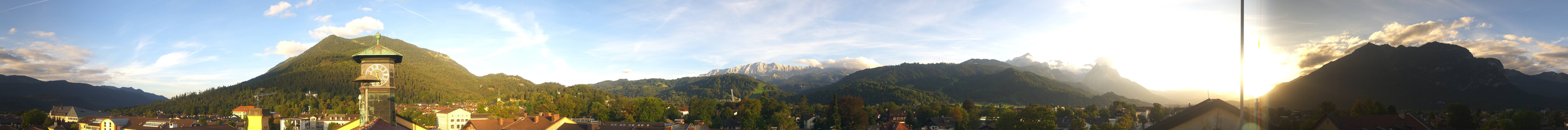 Archiv Foto Webcam Panoramablick Rathaus Garmisch-Partenkirchen