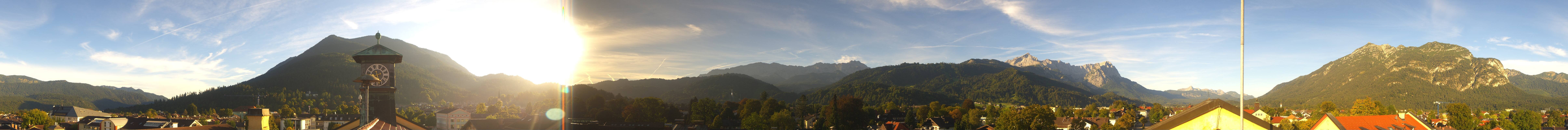 Archiv Foto Webcam Panoramablick Rathaus Garmisch-Partenkirchen