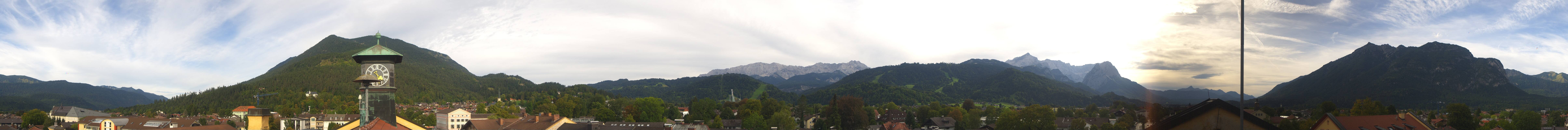 Archiv Foto Webcam Panoramablick Rathaus Garmisch-Partenkirchen