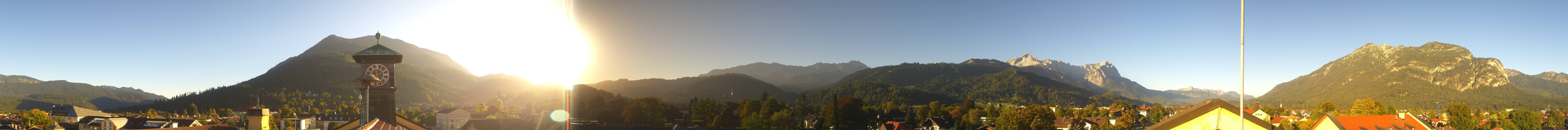 Archiv Foto Webcam Panoramablick Rathaus Garmisch-Partenkirchen