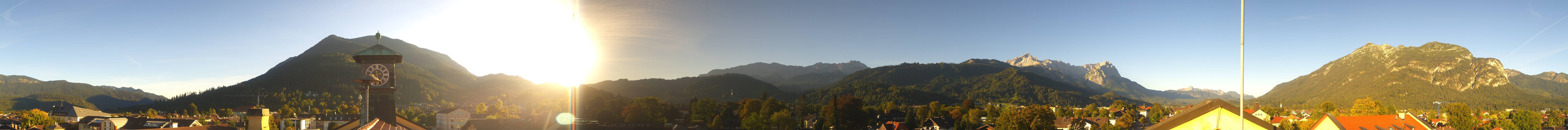 Archiv Foto Webcam Panoramablick Rathaus Garmisch-Partenkirchen