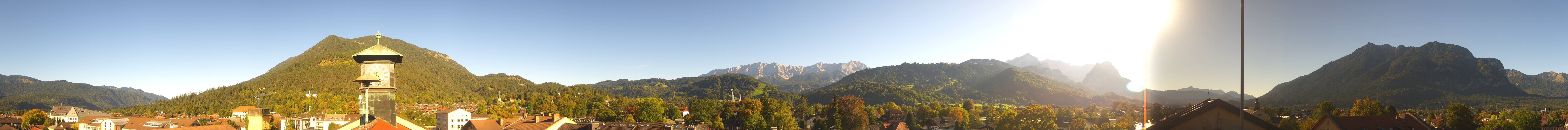 Archiv Foto Webcam Panoramablick Rathaus Garmisch-Partenkirchen
