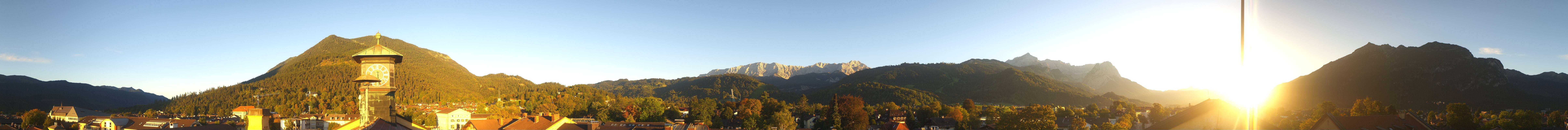 Archiv Foto Webcam Panoramablick Rathaus Garmisch-Partenkirchen