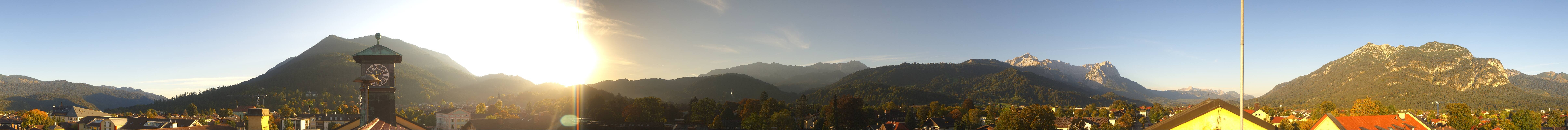 Archiv Foto Webcam Panoramablick Rathaus Garmisch-Partenkirchen