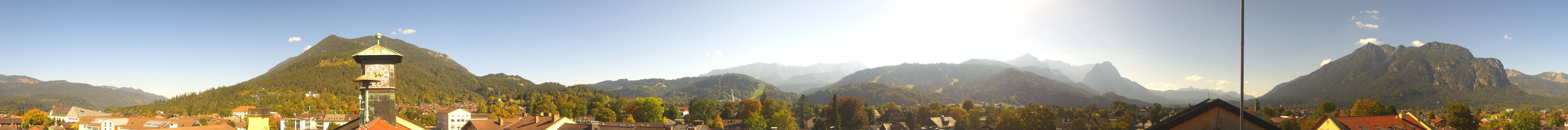 Archiv Foto Webcam Panoramablick Rathaus Garmisch-Partenkirchen