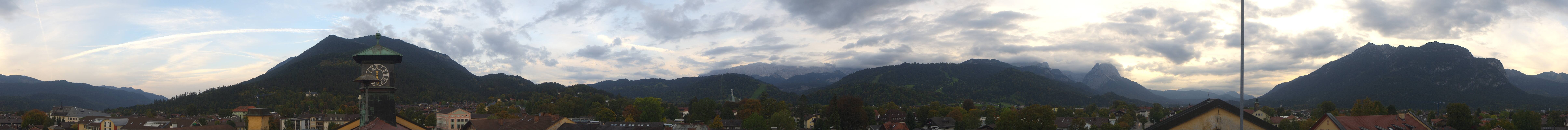 Archived image Webcam Garmisch townhall