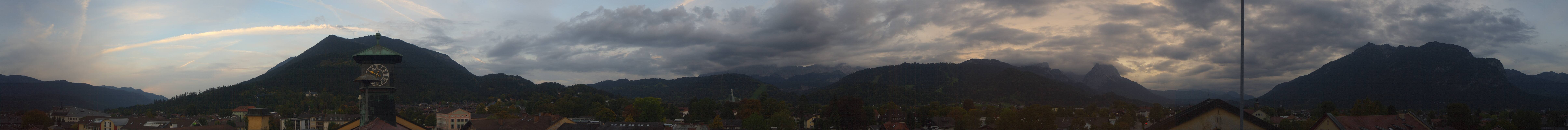 Archived image Webcam Garmisch townhall
