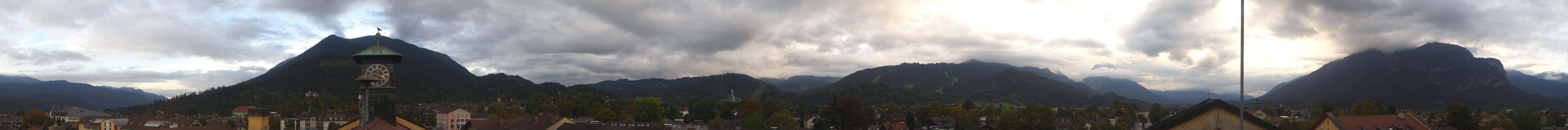 Archiv Foto Webcam Panoramablick Rathaus Garmisch-Partenkirchen