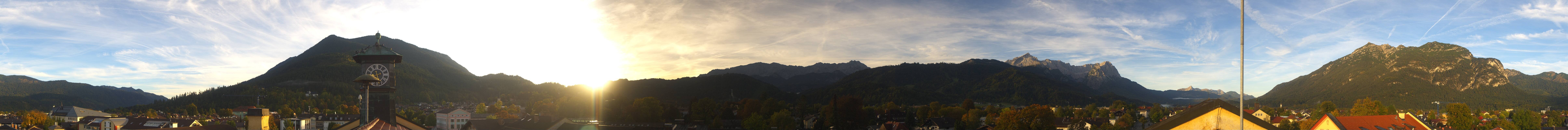 Archiv Foto Webcam Panoramablick Rathaus Garmisch-Partenkirchen