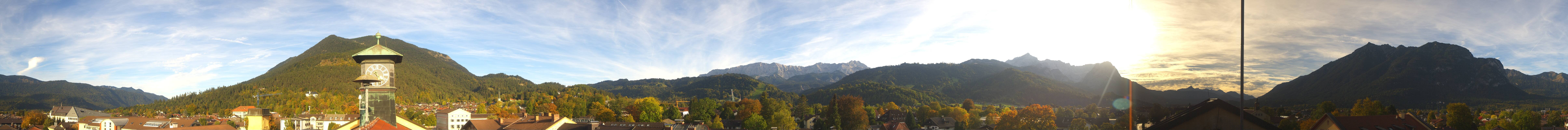 Archiv Foto Webcam Panoramablick Rathaus Garmisch-Partenkirchen