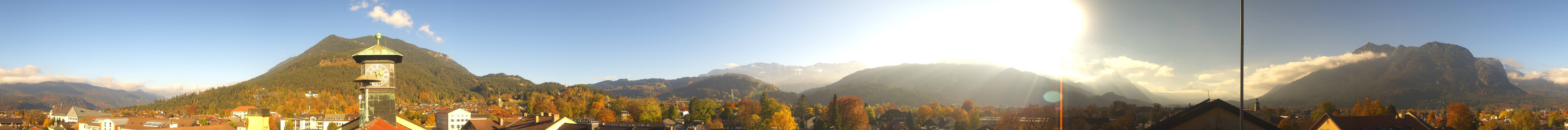 Archiv Foto Webcam Panoramablick Rathaus Garmisch-Partenkirchen
