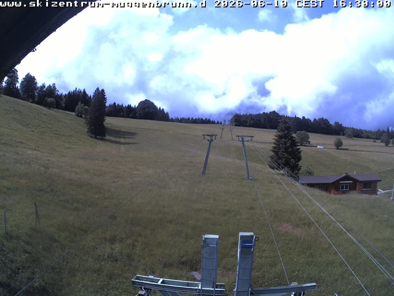 Archived image Webcam at Winkellift Muggenbrunn