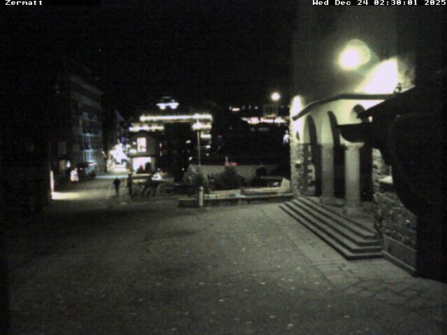 Archiv Foto Webcam Gemeindehaus Zermatt