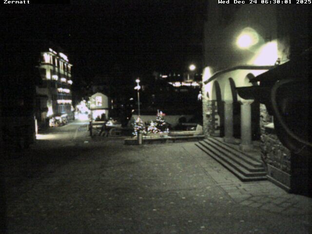 Archiv Foto Webcam Gemeindehaus Zermatt