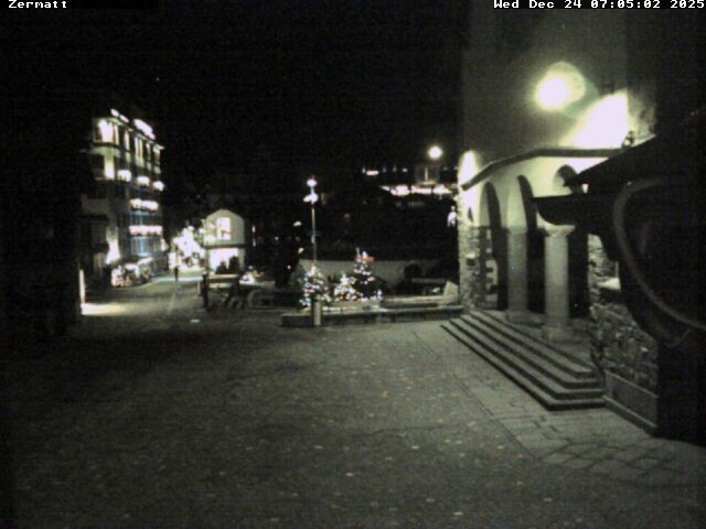 Archiv Foto Webcam Gemeindehaus Zermatt