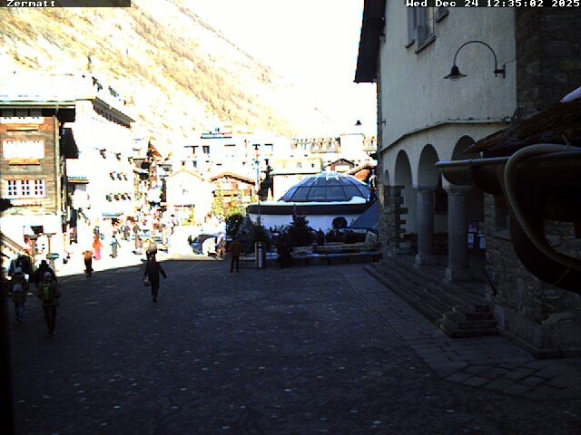 Archiv Foto Webcam Gemeindehaus Zermatt