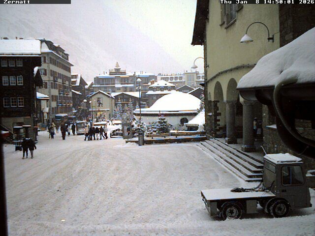 Archiv Foto Webcam Gemeindehaus Zermatt