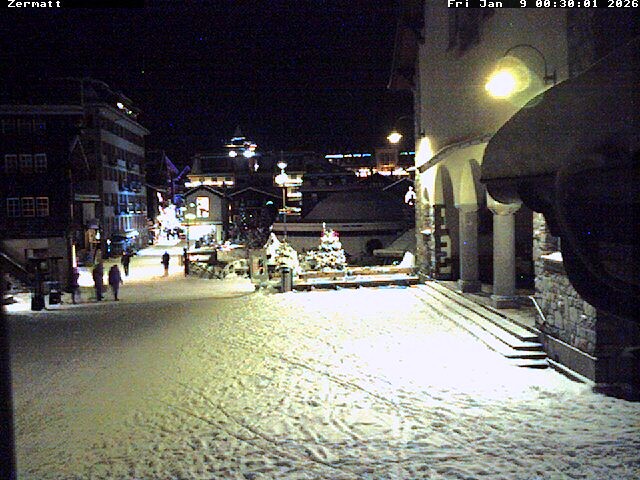 Archiv Foto Webcam Gemeindehaus Zermatt