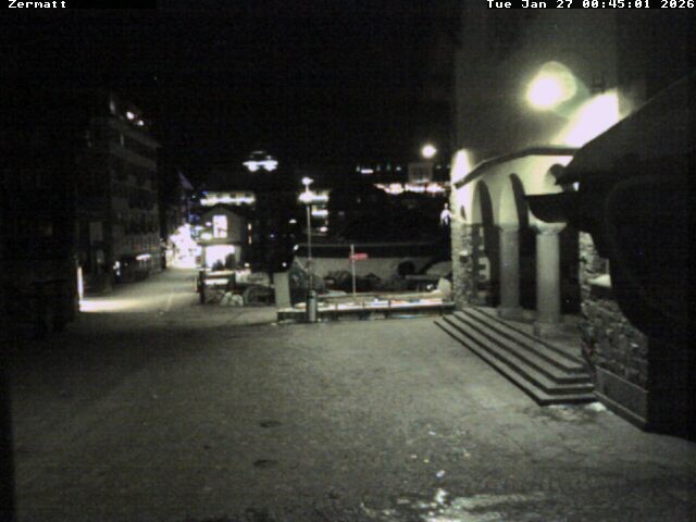 Archiv Foto Webcam Gemeindehaus Zermatt